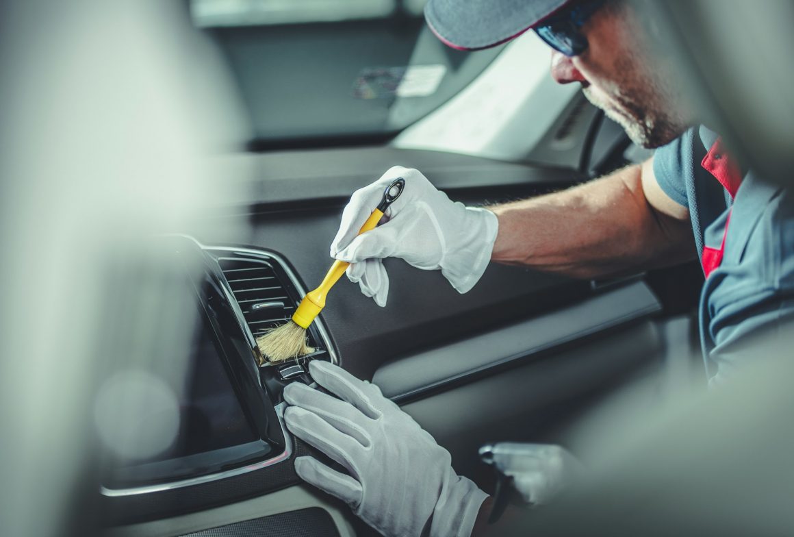 Vinegar Odor in Car: How to Identify and Eliminate It Quickly Vinegar Odor in Car: How to Identify and Eliminate It Quickly